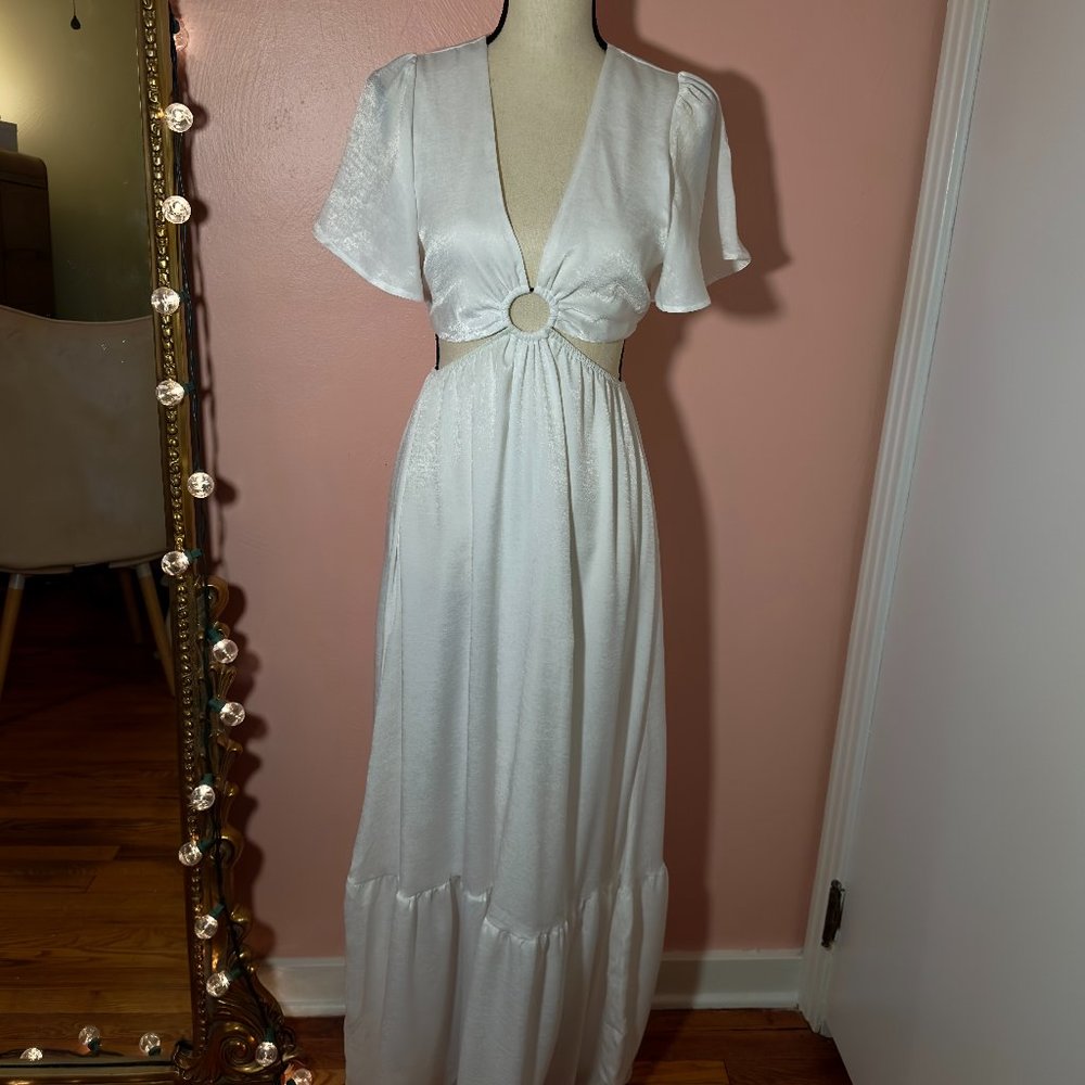 Altar'd State Short Sleeve O-Ring Maxi Dress Like New White Size M